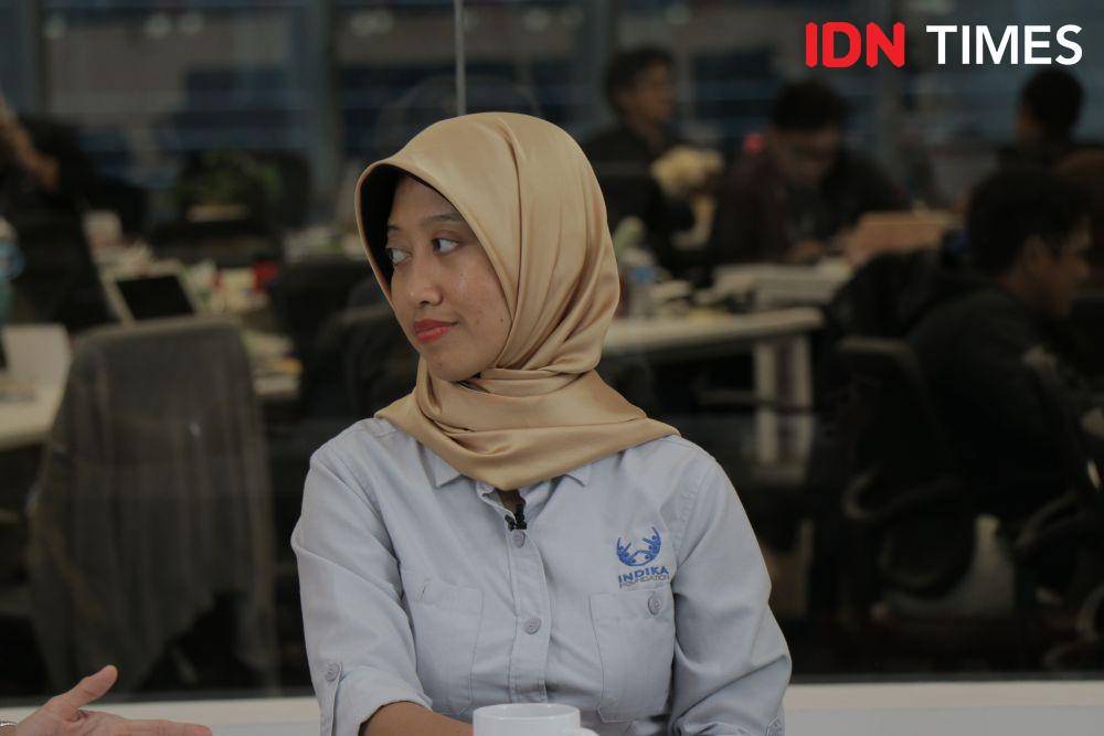 Staf Khusus Presiden Joko Widodo, Ayu Kartika Dewi dalam acara Ngobrol Seru bertema Perempuan Bicara, dari Legislasi Sampai Eksekutif di IDN Media HQ, Jakarta, Senin (25/11). (IDN Times/Arief Kharisma Putra)