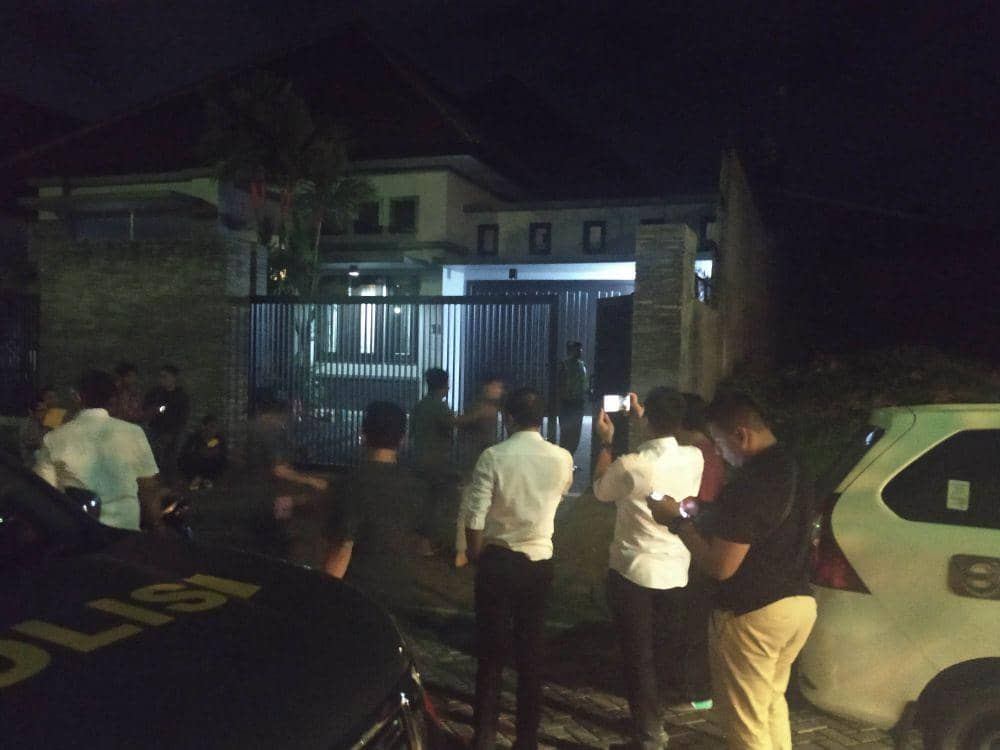 Kepolisian mengamankan tujuh orang terkait kasus dugaan penipuan warga asing. IDN Times/ Alfi Ramadana