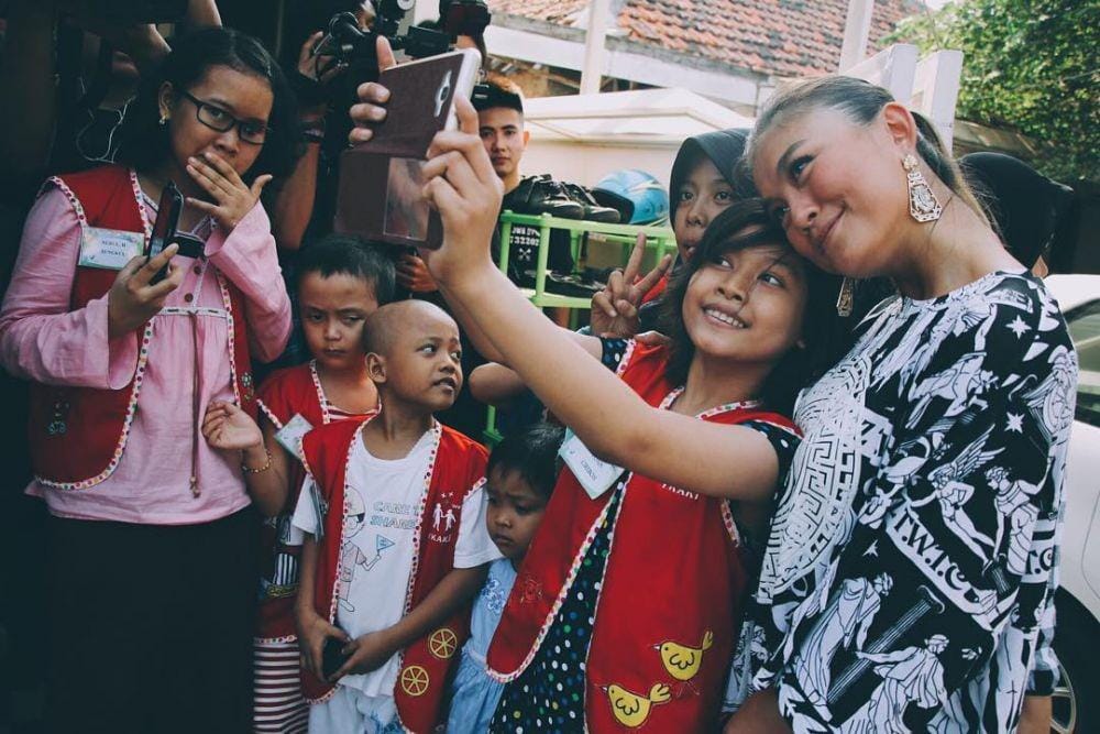 instagram.com/agnezmo