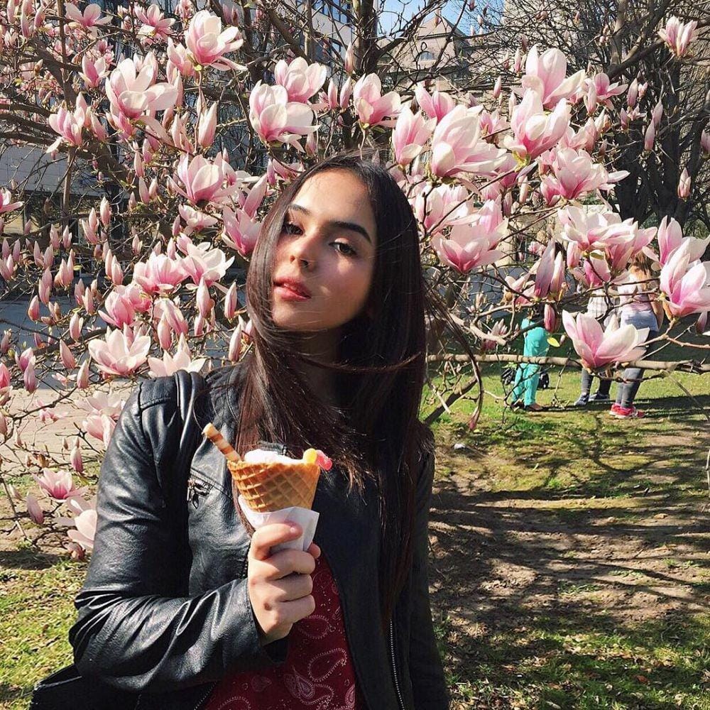 instagram.com/edlnlaura