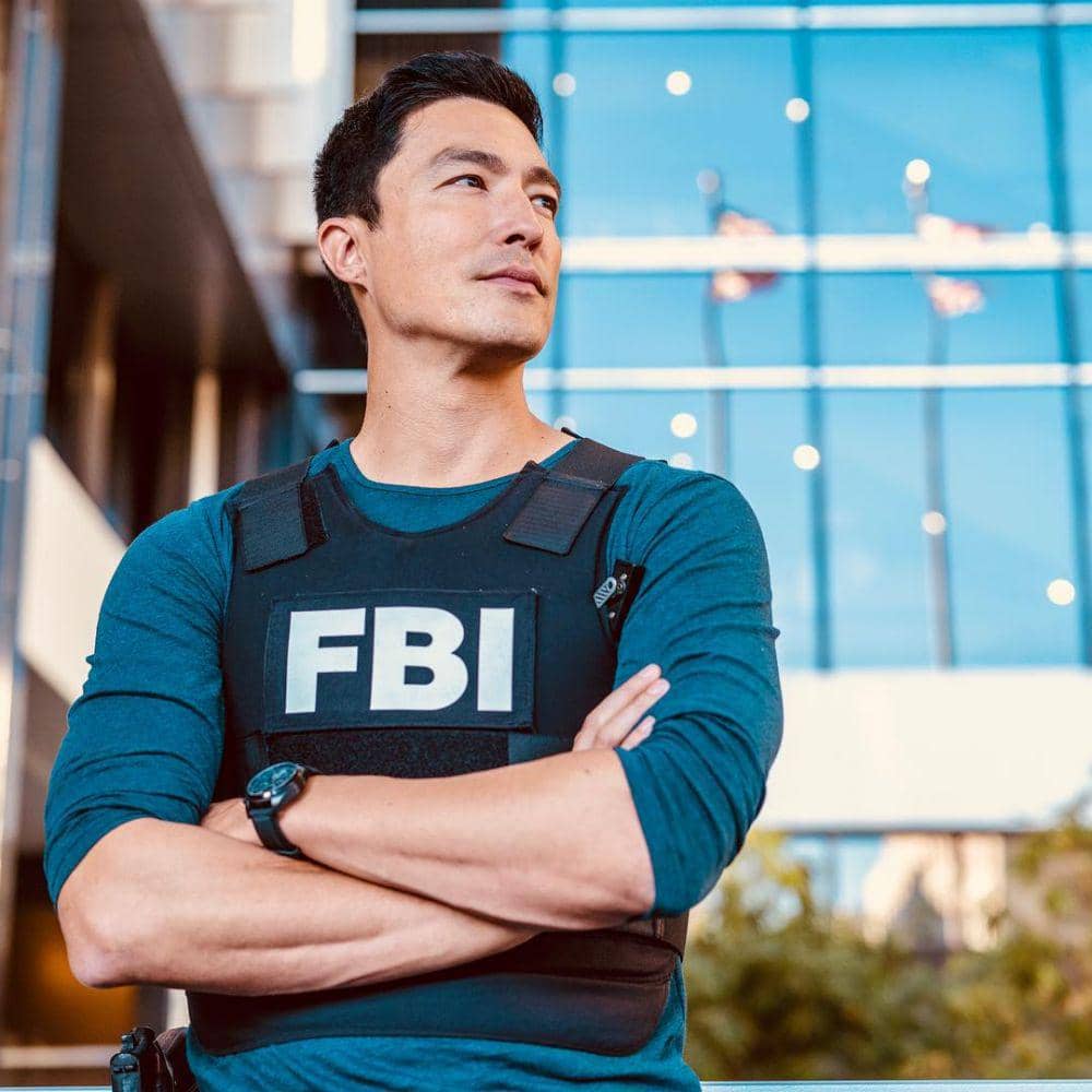 instagram.com/danielhenney