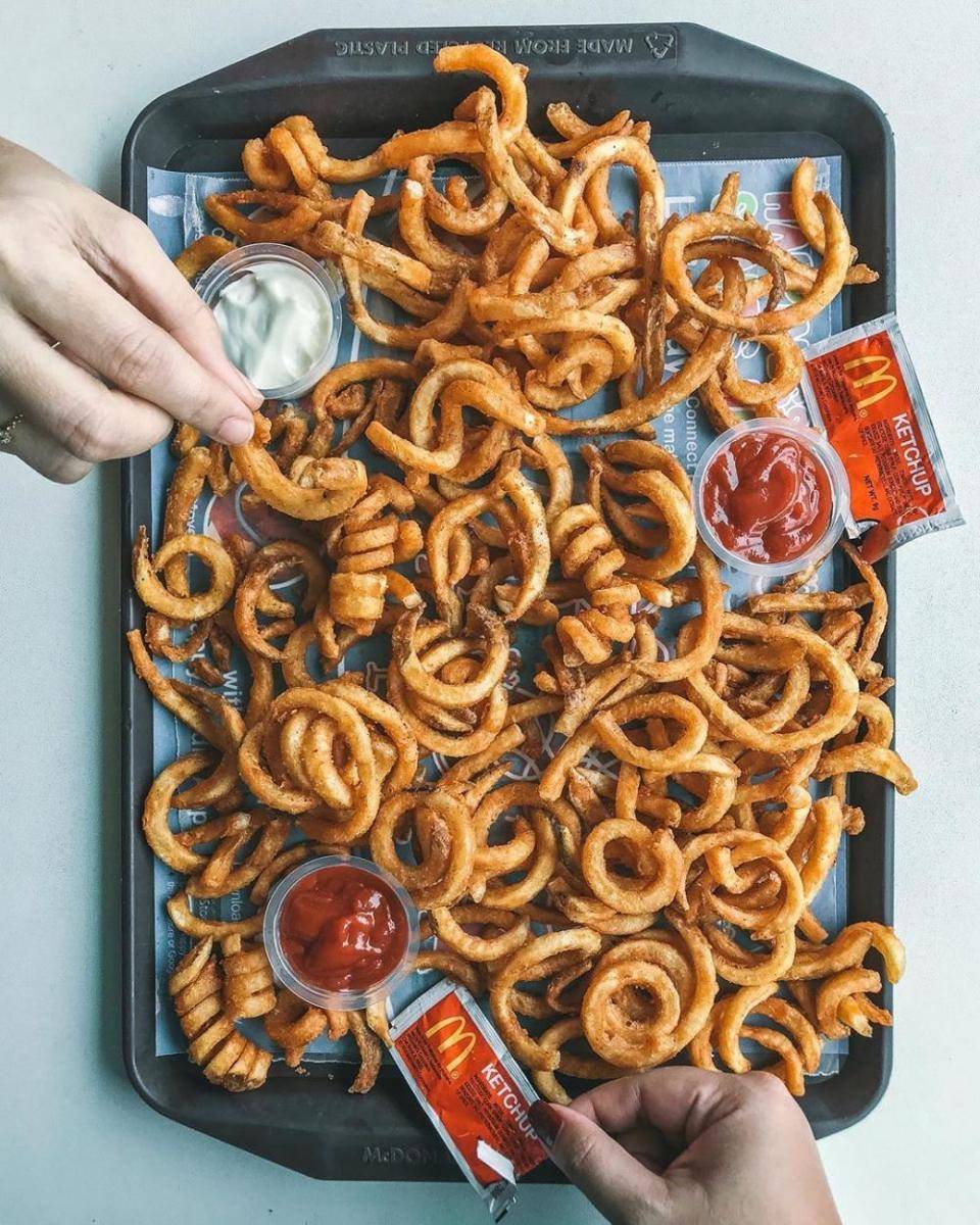 instagram.com/manilaeatup