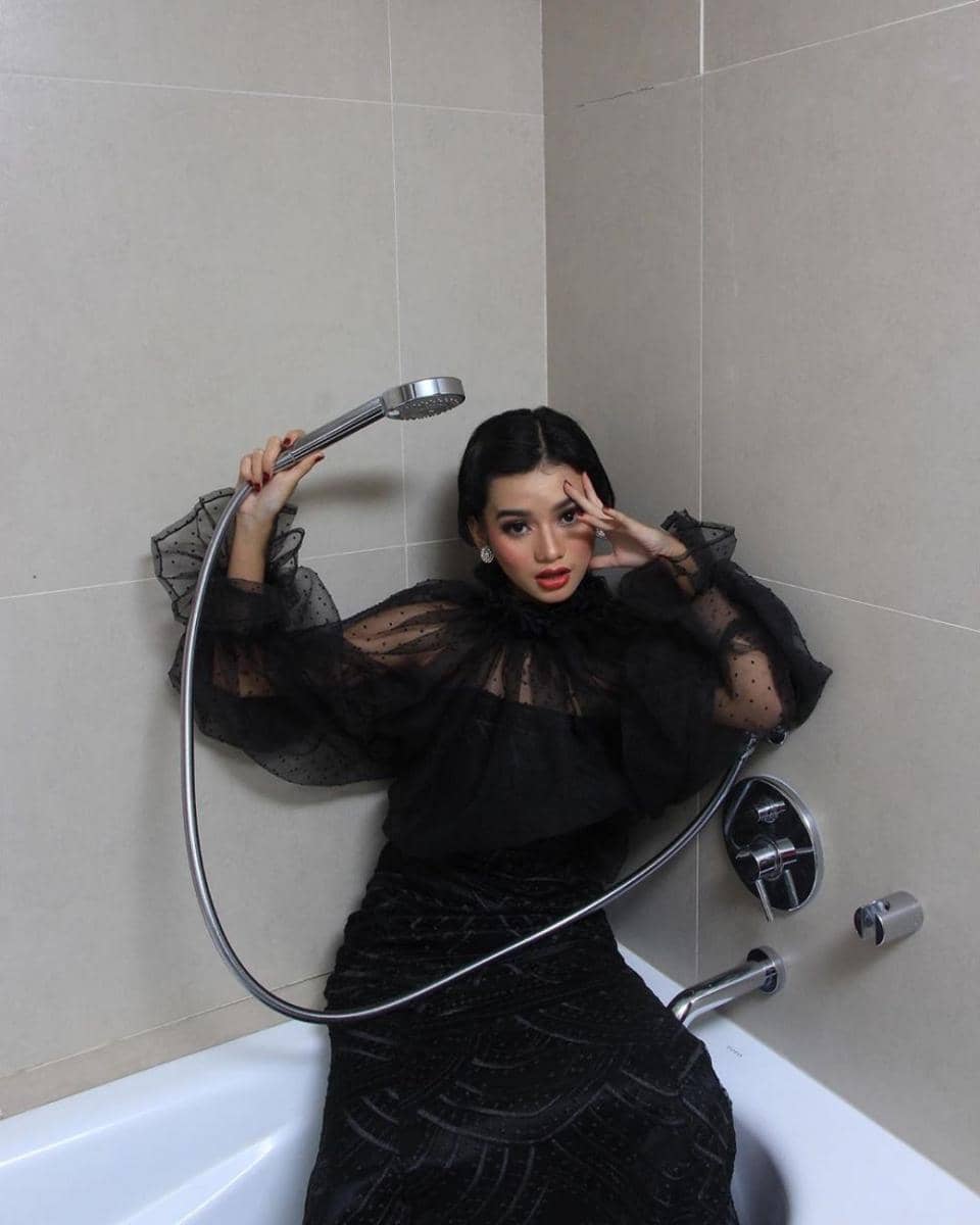 instagram.com/iniadzwaaurell