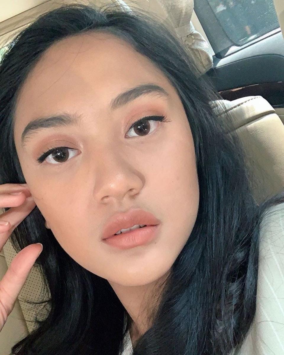 instagram.com/putri_tanjung