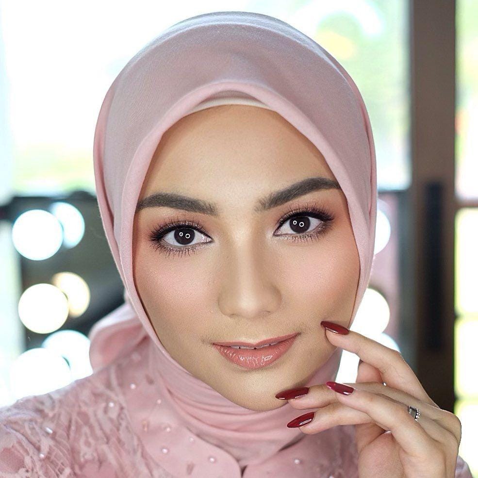 instagram.com/kiranafary