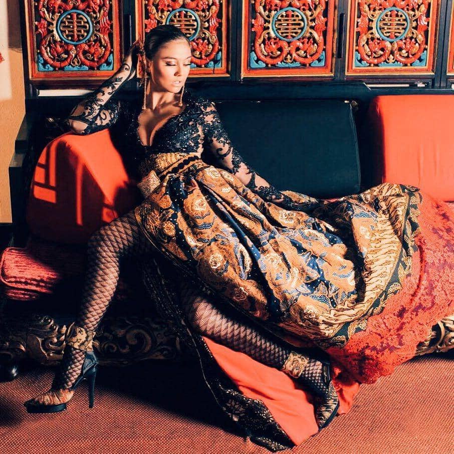 instagram.com/agnezmo