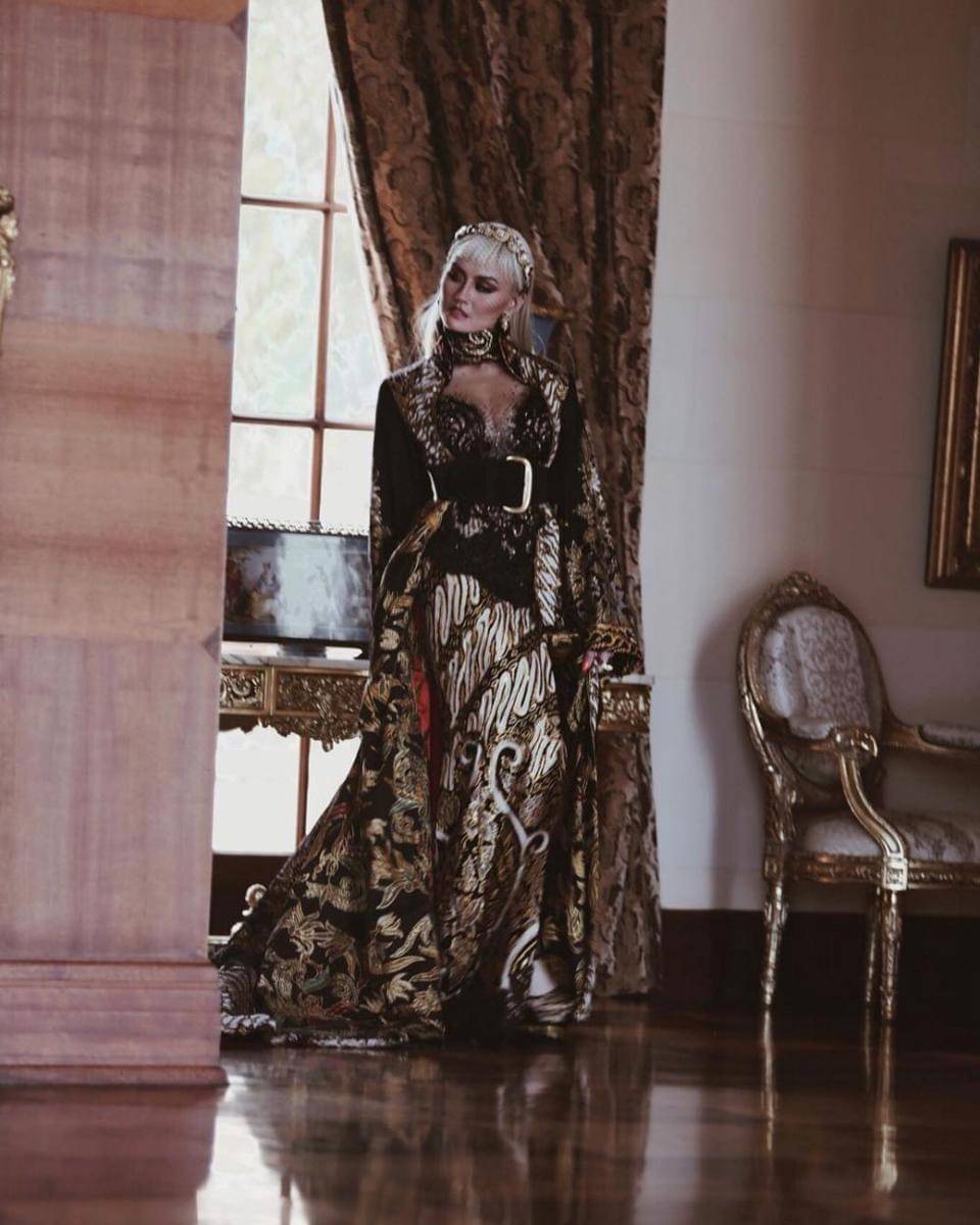 instagram.com/agnezmo