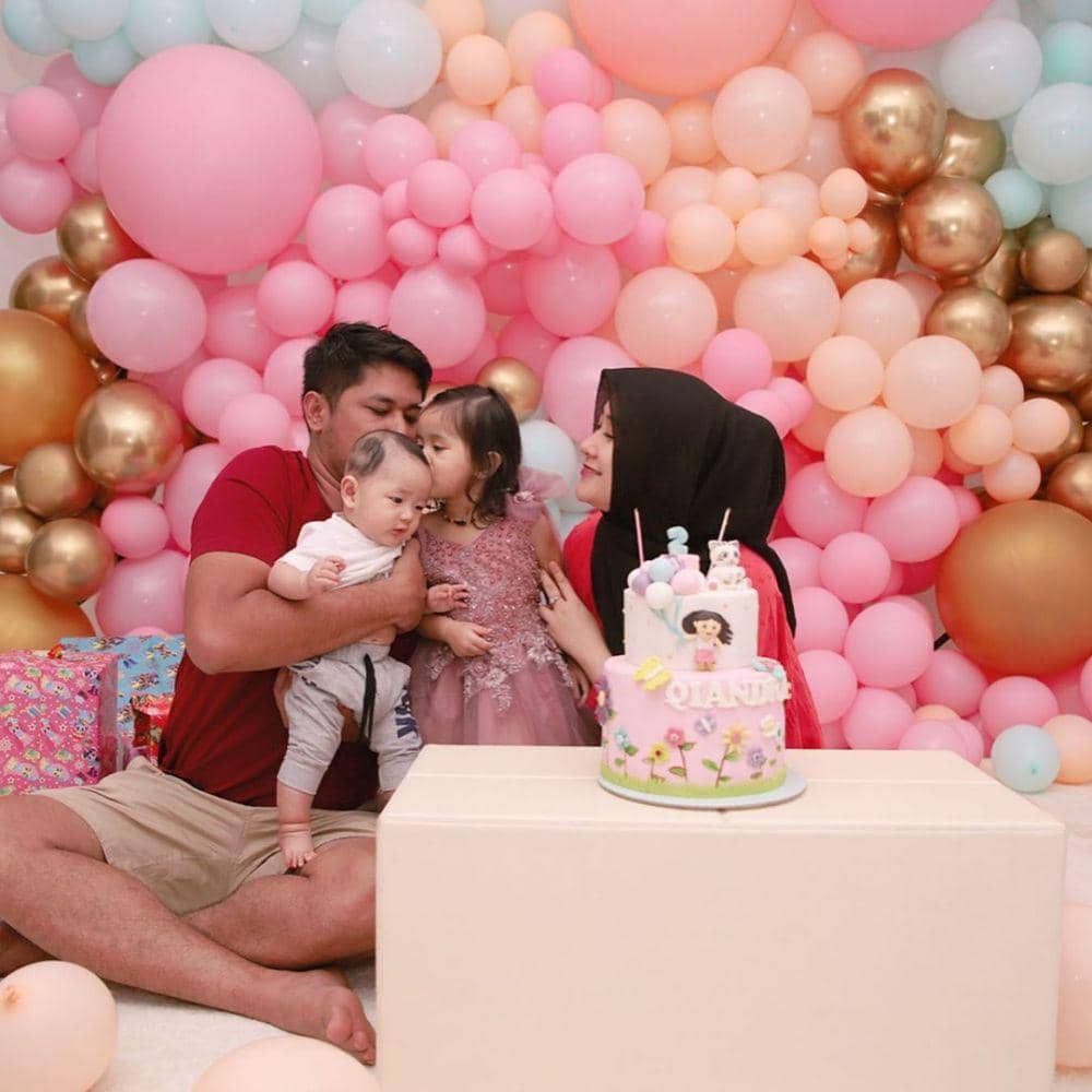 instagram.com/ryana_dea