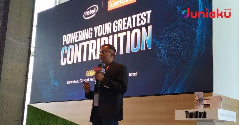 George Chacko mempresentasikan ThinkBook 14. duniaku.com/Dimas Ramadhan