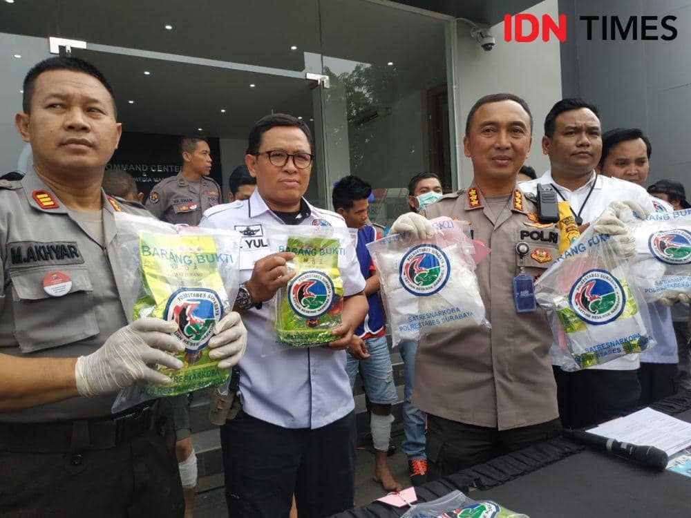 Kapolrestabes Surabaya Kombes Pol Sandi Nugoroho saat konferensi pers narkoba jaringan Sokobanah, Rabu (27/11). IDN Times/Fitria Madia