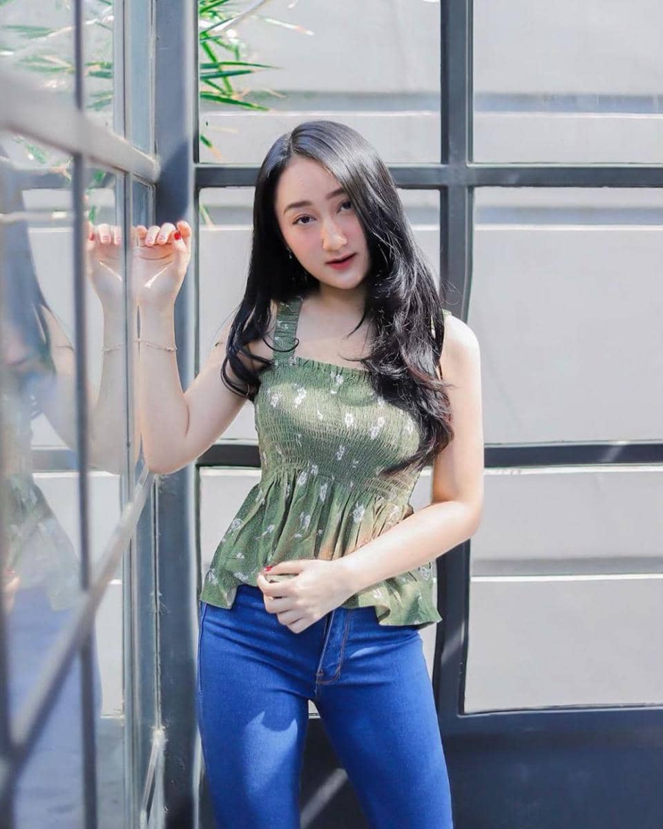 Instagram.com/sandrinamazayya