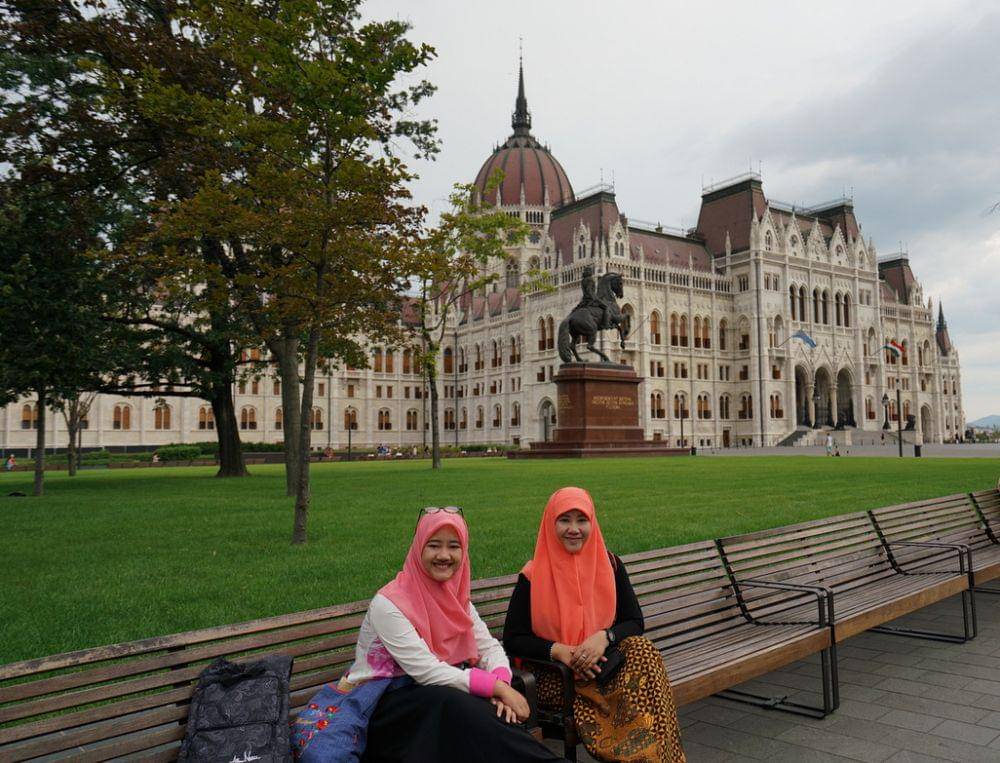 instagram.com/asmanadia