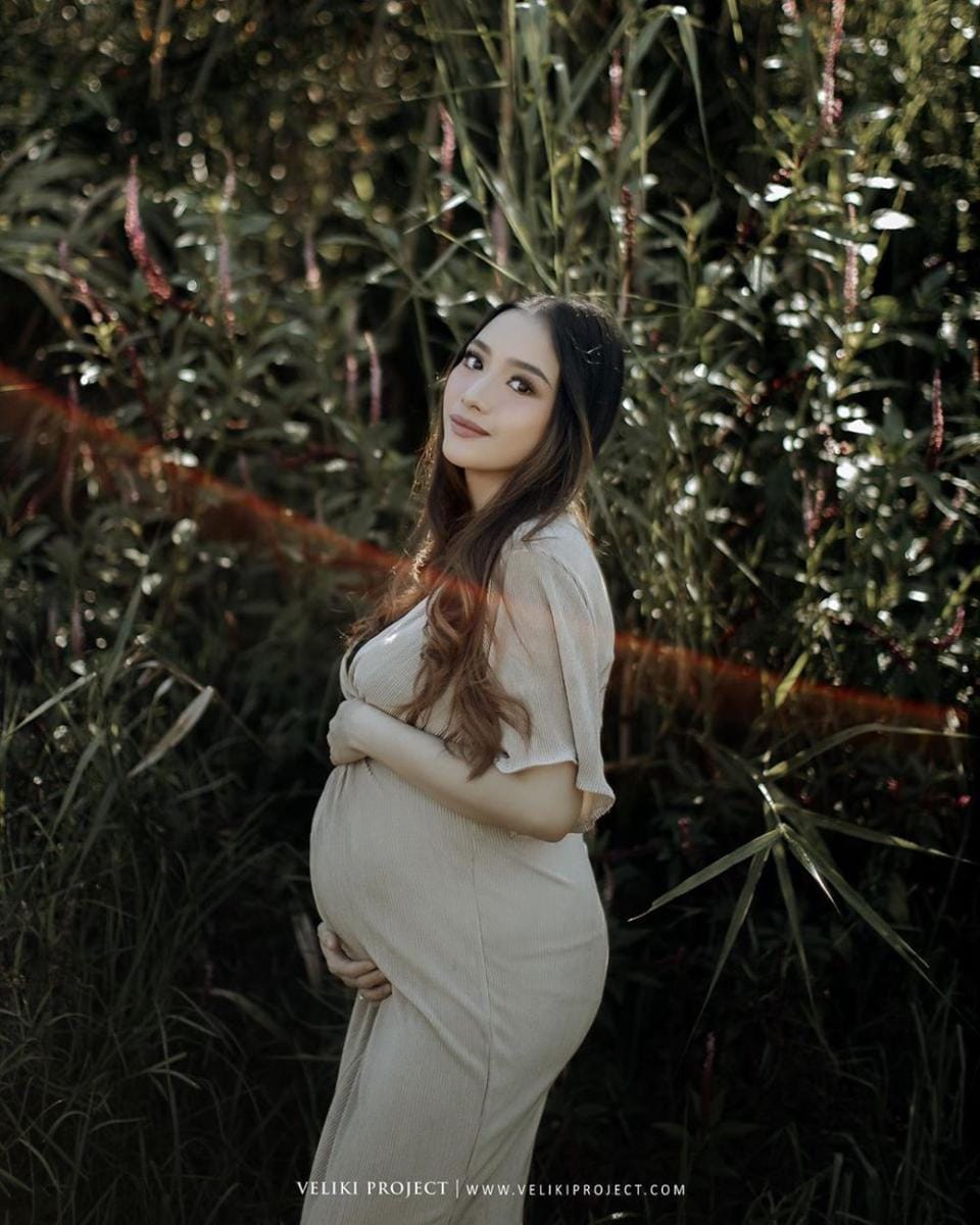 instagram.com/achmadzanik