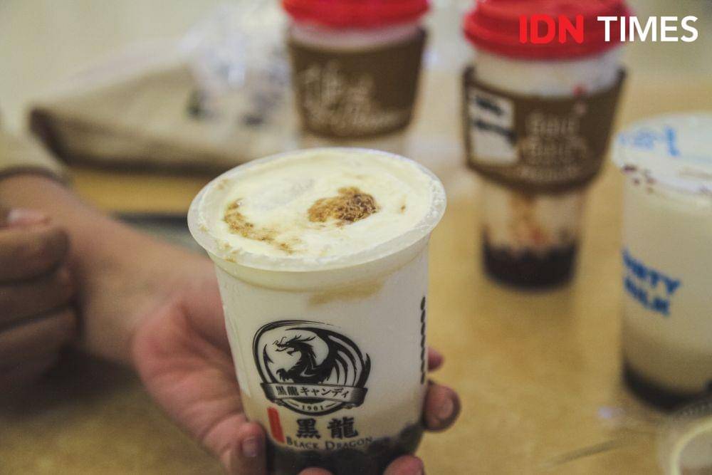 Black Dragon dalam acara Bobalicious (27/11). IDN Times/Prila Arofani