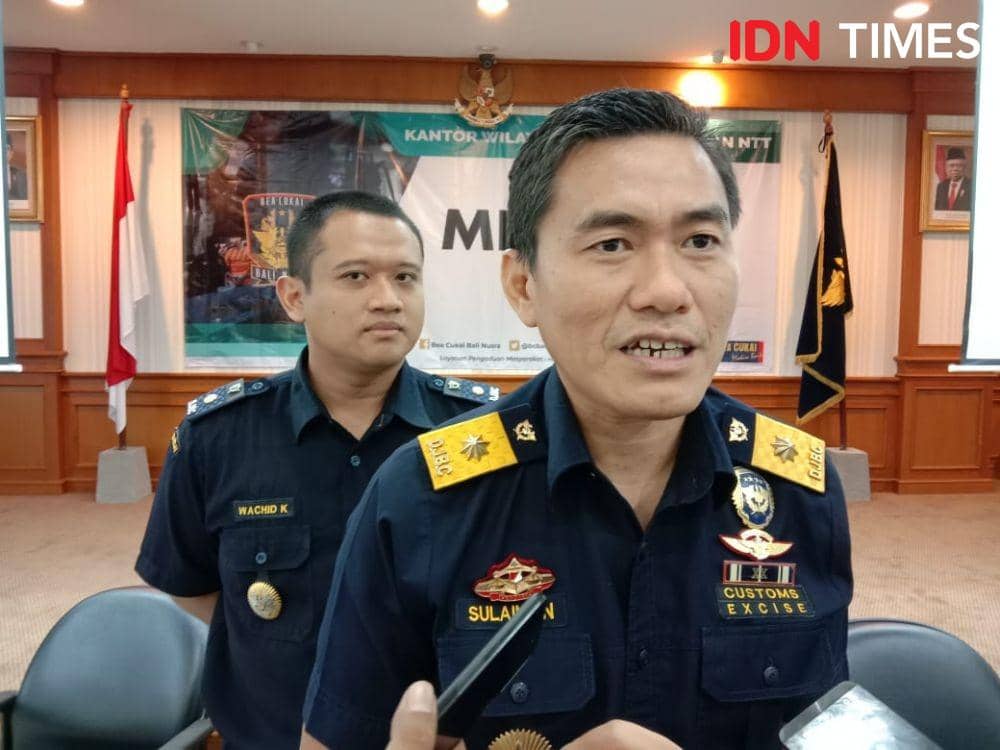 Kepala Bidang Fasilitas Kepabeanan dan Cukai sekaligus Pelaksana Harian (Plh) Kepala Kantor Wilayah Bea Cukai Bali Nusra, Sulaiman. (IDN Times/Ayu Afria)
