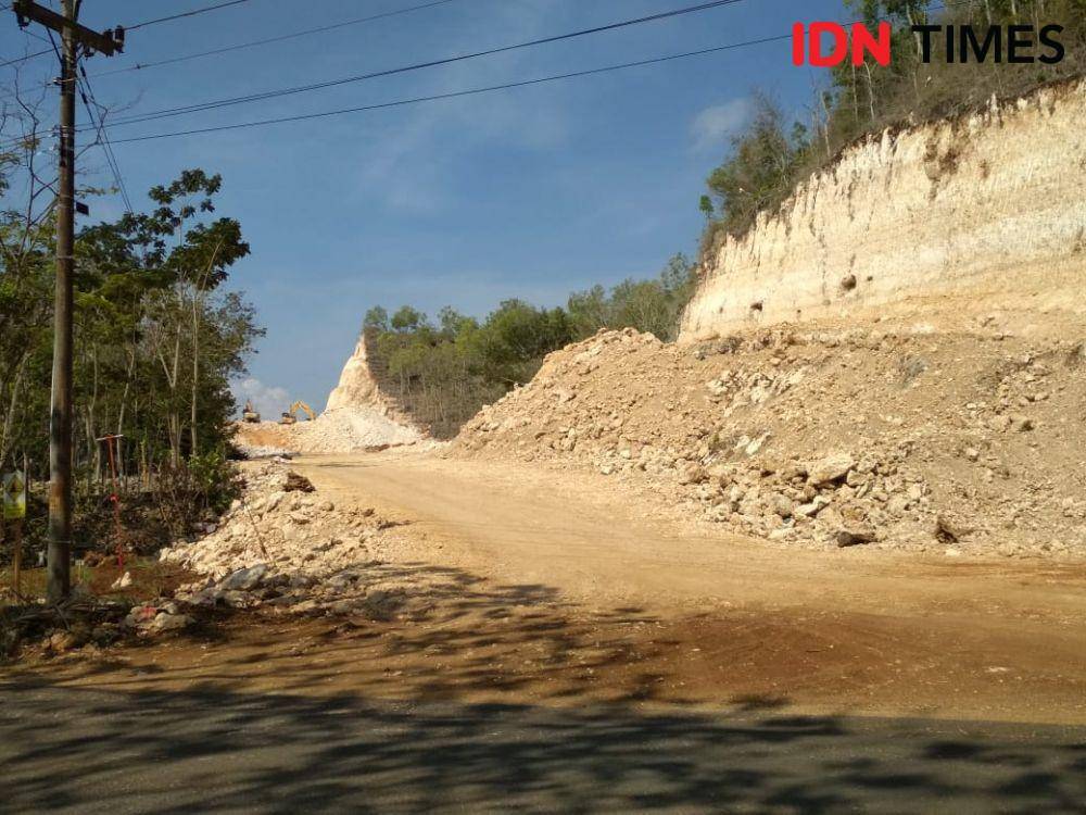 Pembuatan JJLS di Kecamatan Girisubo, Gunungkidul. IDN Times/febriana sinta