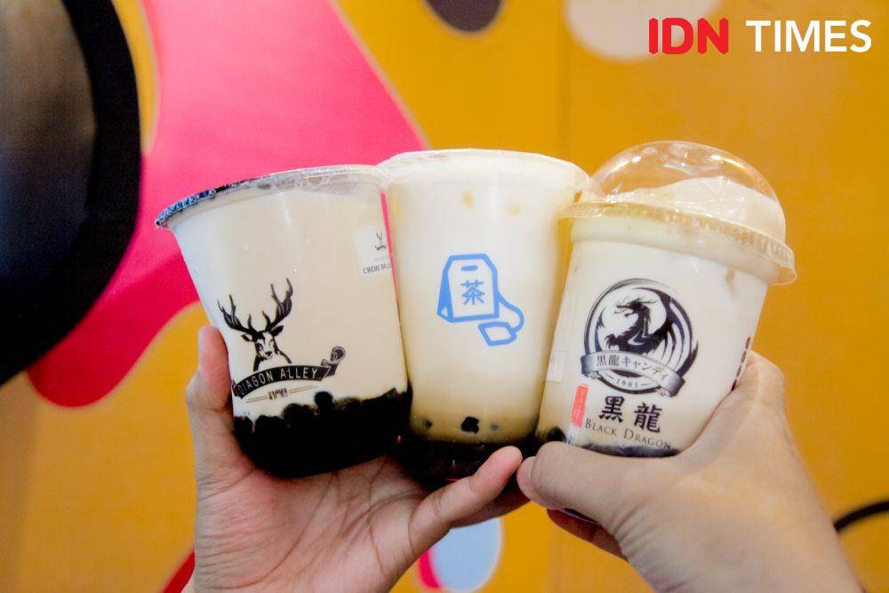 Diagon Alley, Dirty Milk, dan Black Dragon dalam acara Bobalicious (27/11). IDN Times/Prila Arofani