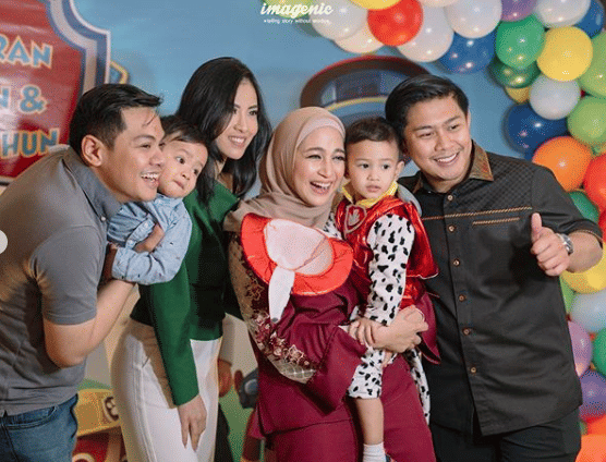 instagram.com/ninazatulini22