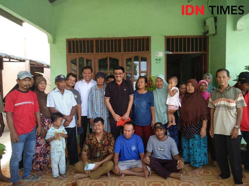 Djarot Syaiful Hidayat berkunjung ke Desa Ramunia, Deli Serdang (IDN Times/Fadli Syahputra)