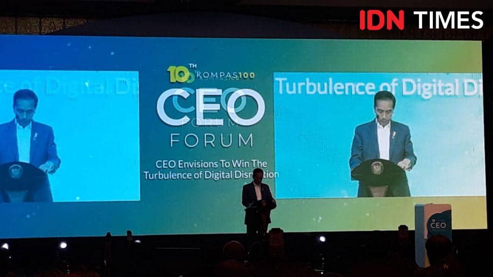 Presiden Jokowi membuka acara Kompas100 CEO Forum, di Ritz Carlton Mega Kuningan, Jakarta Selatan, Kamis 28 November 2019 (IDN Times/Teatrika Handiko Putri)