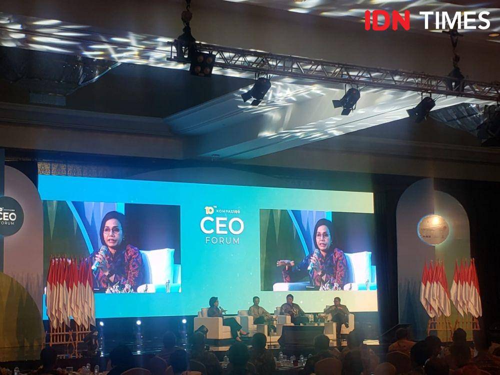 Menteri Keuangan Sri Mulyani dalam KOMPAS100 CEO Forum (IDN Times/Hana Adi Perdana)