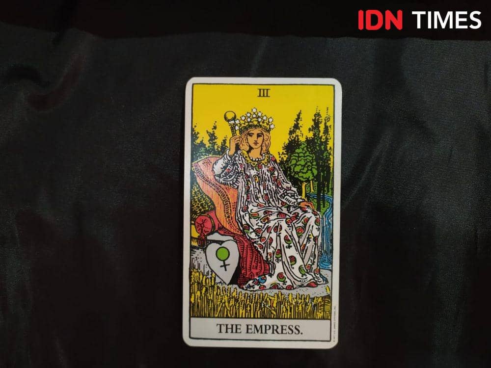 Kartu Tarot, The Empress (IDN Times/Aldzah Fatimah Aditya)