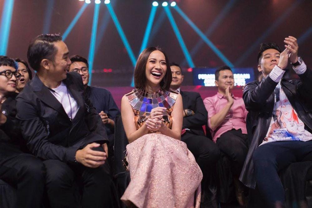 instagram.com/teambcl