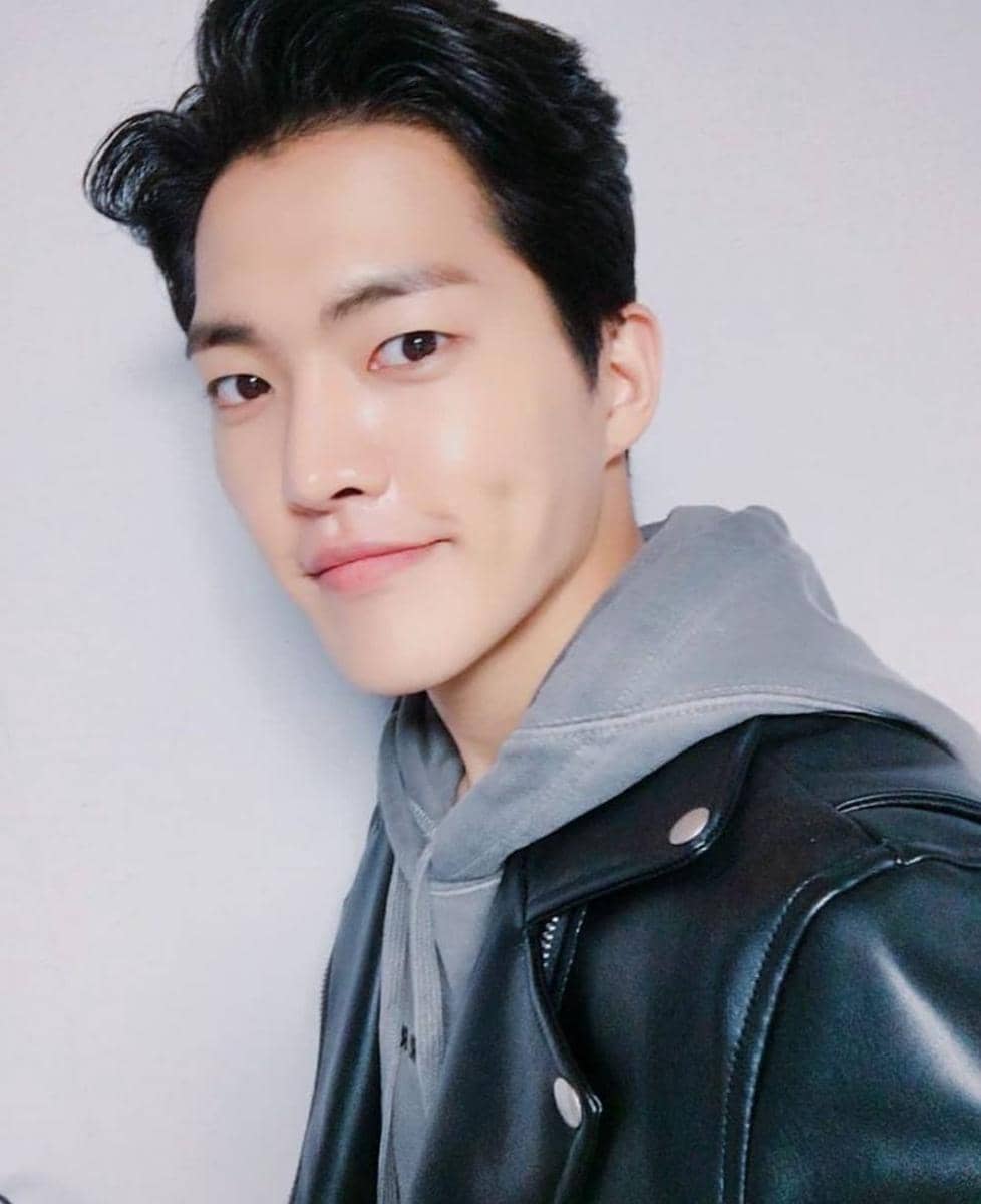 instagram.com/@kimgunwoogallery