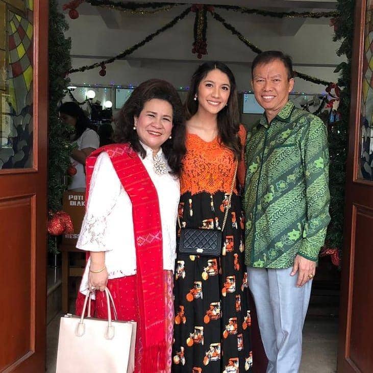 Instagram.com/lyndasumbayak