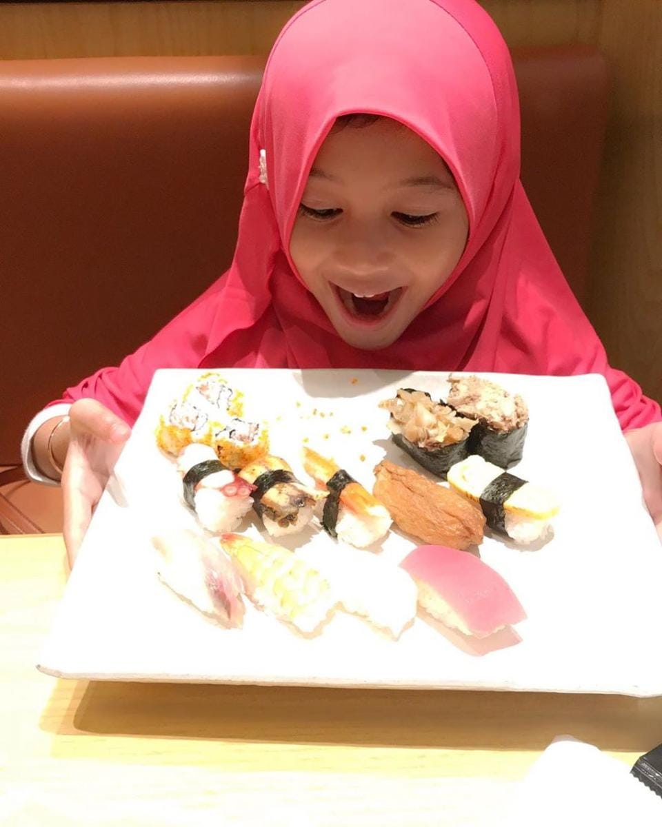 instagram.com/benazir120912