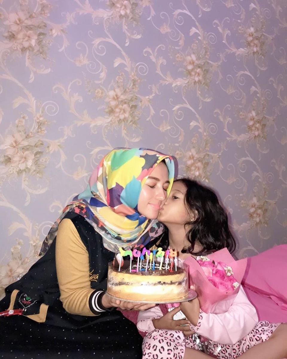 instagram.com/benazir120912