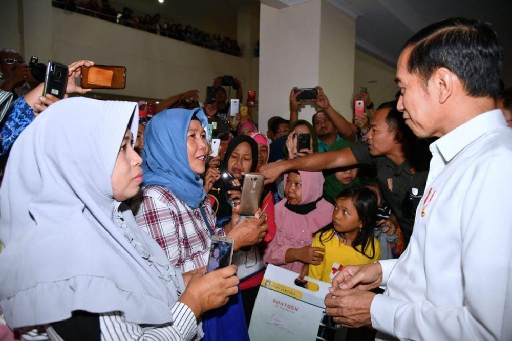Presiden Jokowi melakukan sidak pelayanan BPJS di RSUD Subang, Jawa Barat, Jumat 29 November 2019 (Dok.IDN Times/Biro Pers Kepresidenan)