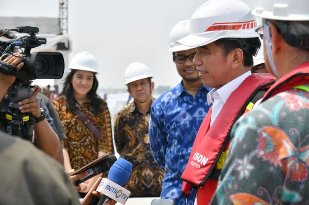 Presiden Jokowi meninjau Pelabuhan Patimban, Subang, Jawa Barat, Jumat 29 November 2019 (Dok.IDN Times/Biro Pers Kepresidenan)