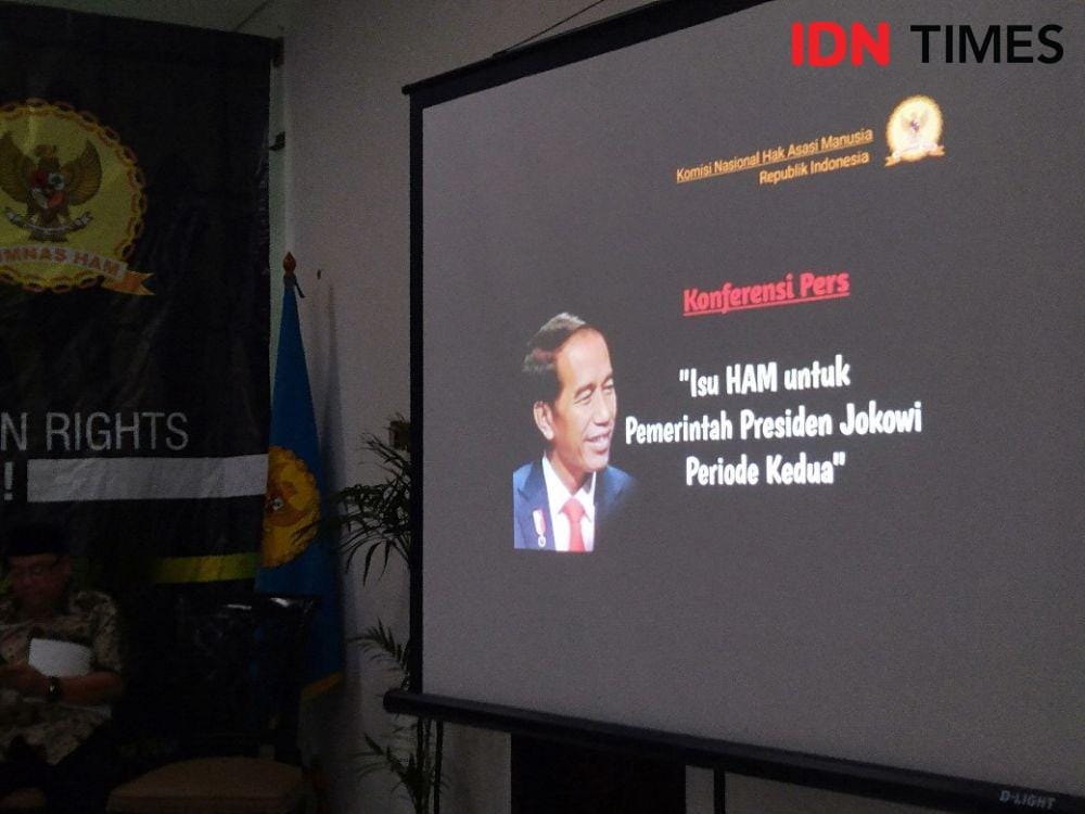 Konferensi pers isu HAM untuk pemerintahan Presiden Joko Widodo periode kedua, di Kantor Komnas HAM,  Menteng, Jakarta, Kamis 28 November 2019. (IDN Times/Dini Suciatiningrum)
