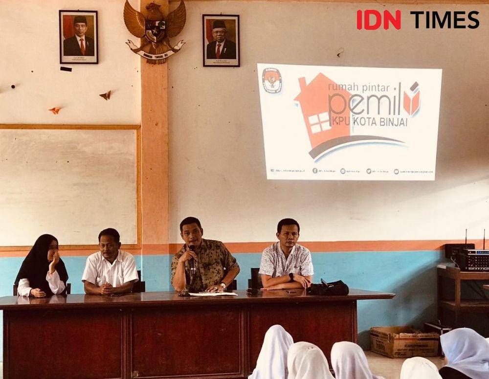KPU Binjai membuka pendaftaran PPK (IDN Times/Bambang Suhandoko)