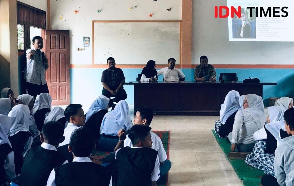 Ilustrasi situasi belajar di Sekolah (IDN Times/Dokumen)