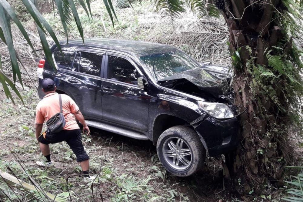 Toyota Prado yang menjadi saksi bisu kematian Hakim PN Maedan Jamaluddin (istimewa)