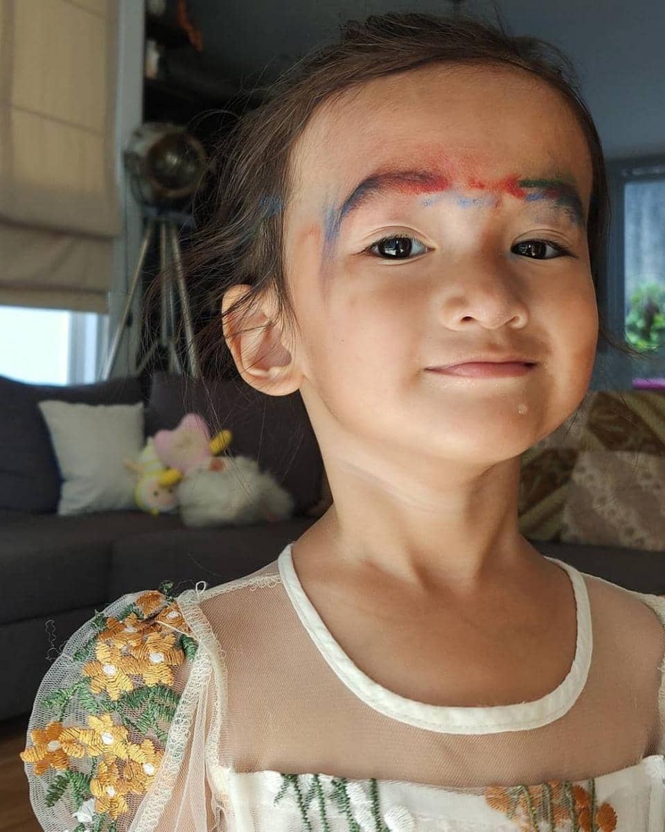 Instagram.com/atiqahhasiholan