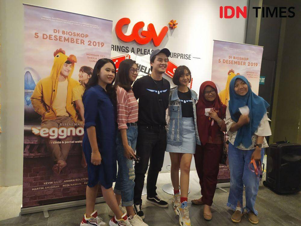 Morgan Oey dan Sheila Dara pemeran film Eggnoid (IDN Times/Feny Maulia Agustin)