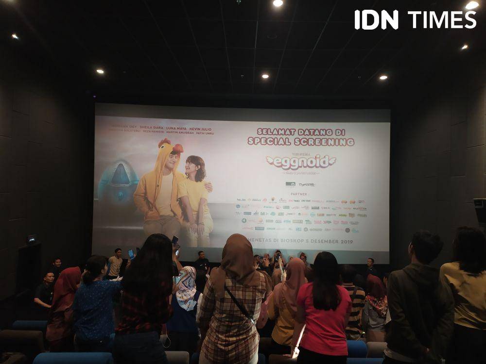 Morgan Oey dan Sheila Dara pemeran film Eggnoid (IDN Times/Feny Maulia Agustin)