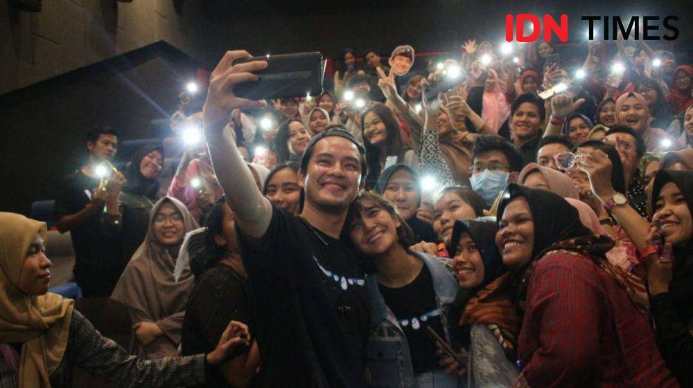 Morgan Oey dan Sheila Dara pemeran film Eggnoid (IDN Times/Feny Maulia Agustin)