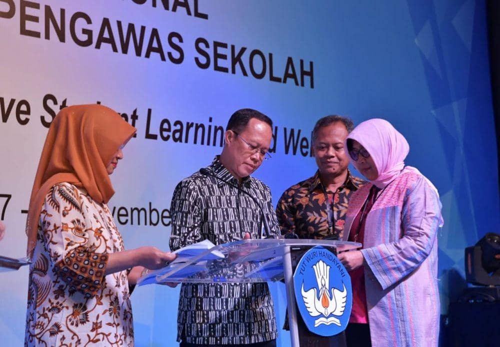 Simposium Internasional Kepala Sekolah dan Pengawas Sekolah (Dok.IDN Times/Biro Komunikasi dan Layanan Masyarakat Kementerian Pendidikan dan Kebudayaan)