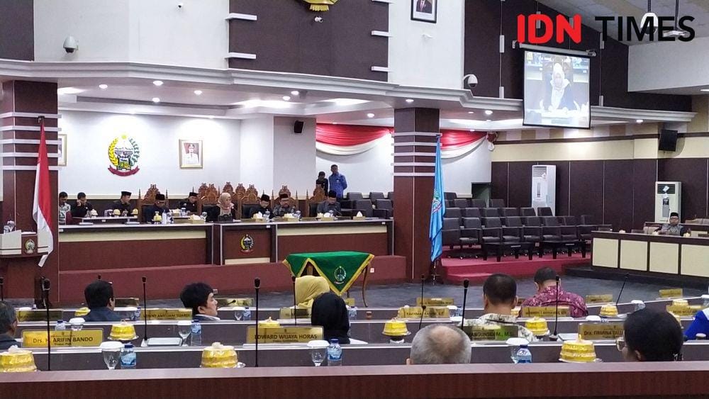 Rapat paripurna DPRD Sulsel. IDN Times/Aan Pranata