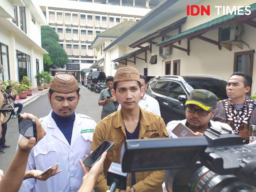 Perwakilan Front Mahasiswa Islam seusai melakukan audiensi dengan perwakilan Kemen polhukam (IDN Times/Aldzah Fatimah Aditya)