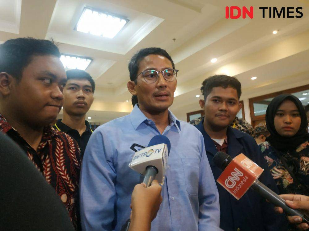 Sandiaga Uno saat berada di Universitas Airlangga, Jumat (29/11). IDN Times/Fitria Madia.