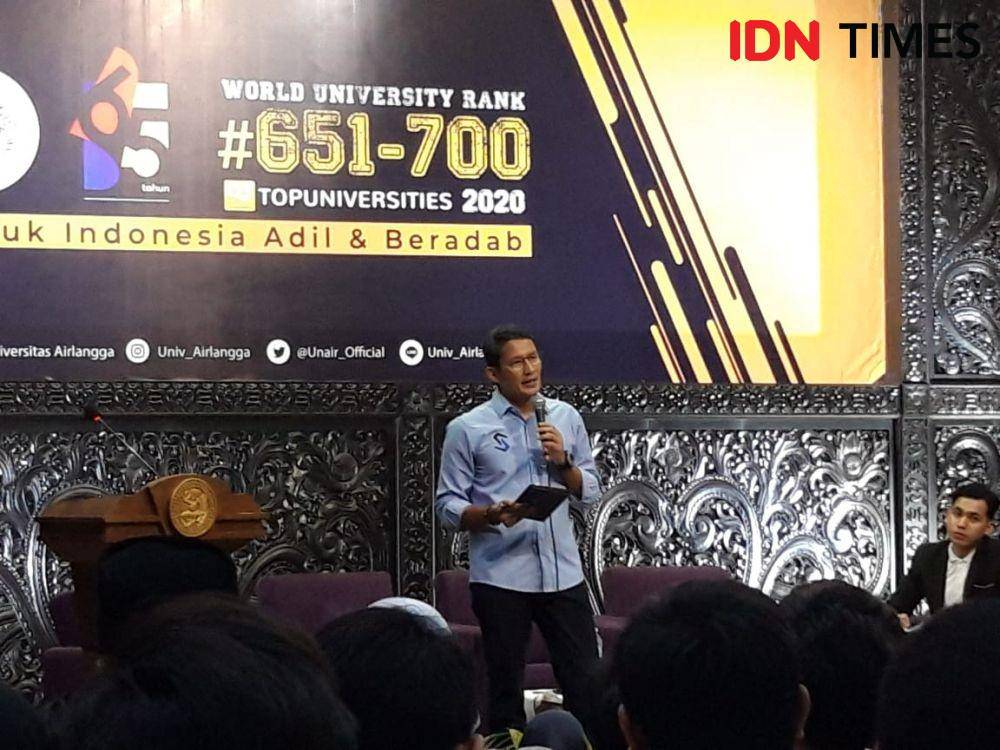 Sandiaga Uno saat berada di Universitas Airlangga, Jumat (29/11). (IDN Times/Fitria Madia)