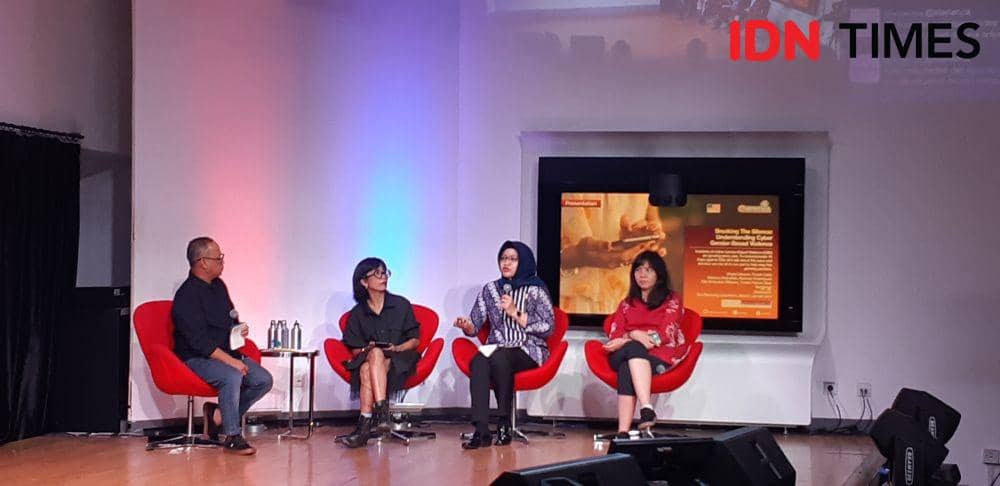 Diskusi dalam rangka kampanye 16 Hari Anti Kekerasan terhadap Perempuan pada Sabtu (30/11) di at America, Jakarta Selatan (IDN Times/Margith Juita Damanik)