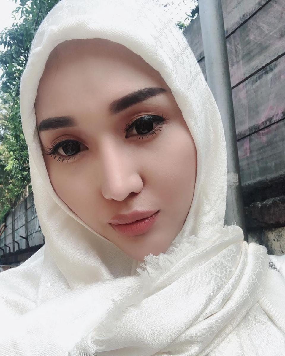 instagram.com/lucintaluna