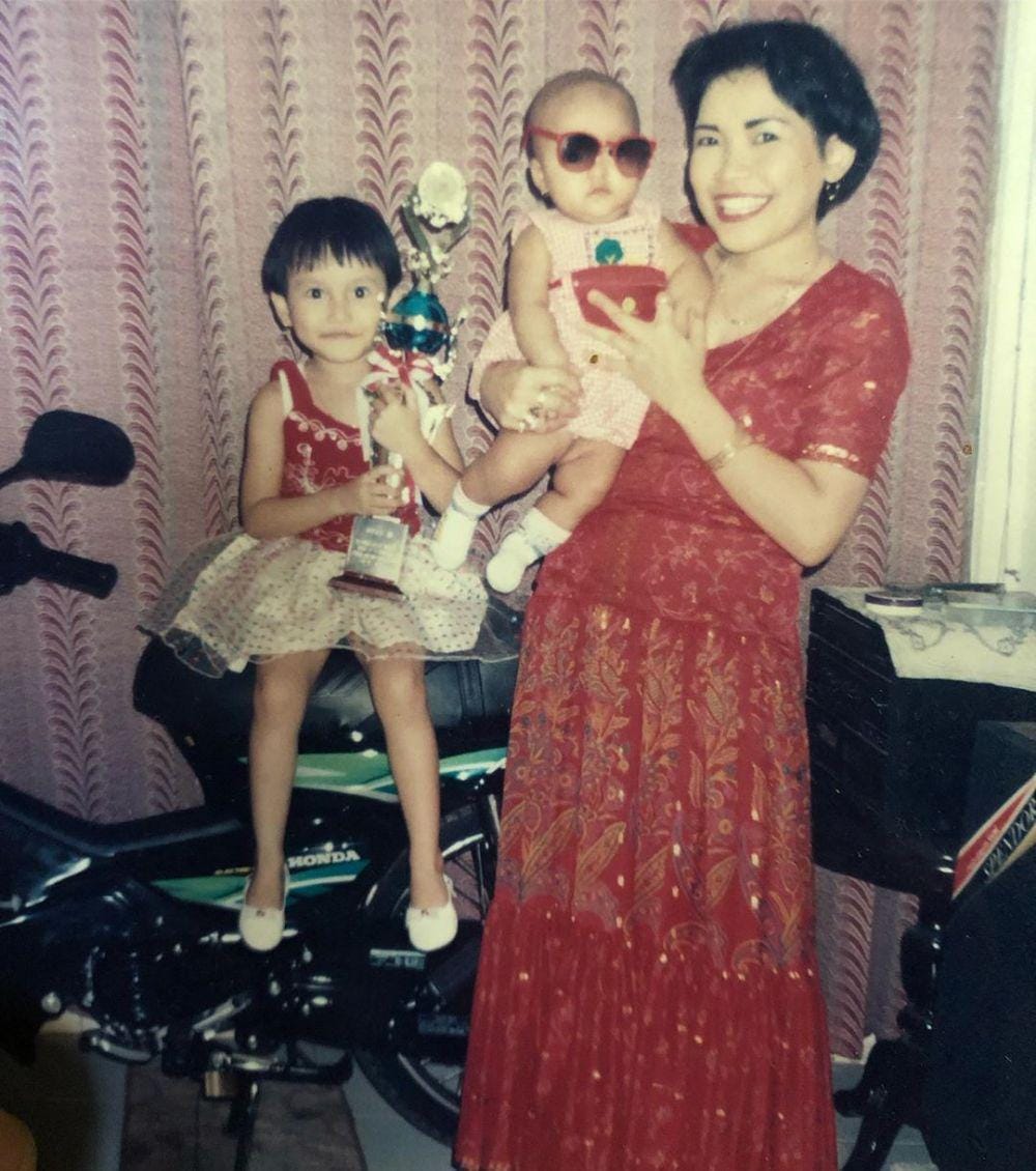 instagram.com/ayutingting92