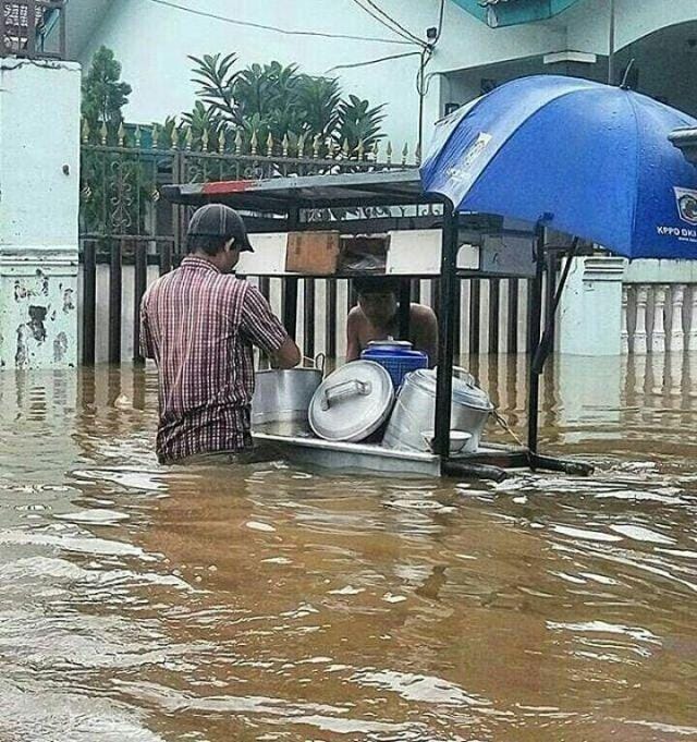 twitter.com/CrazyinINA